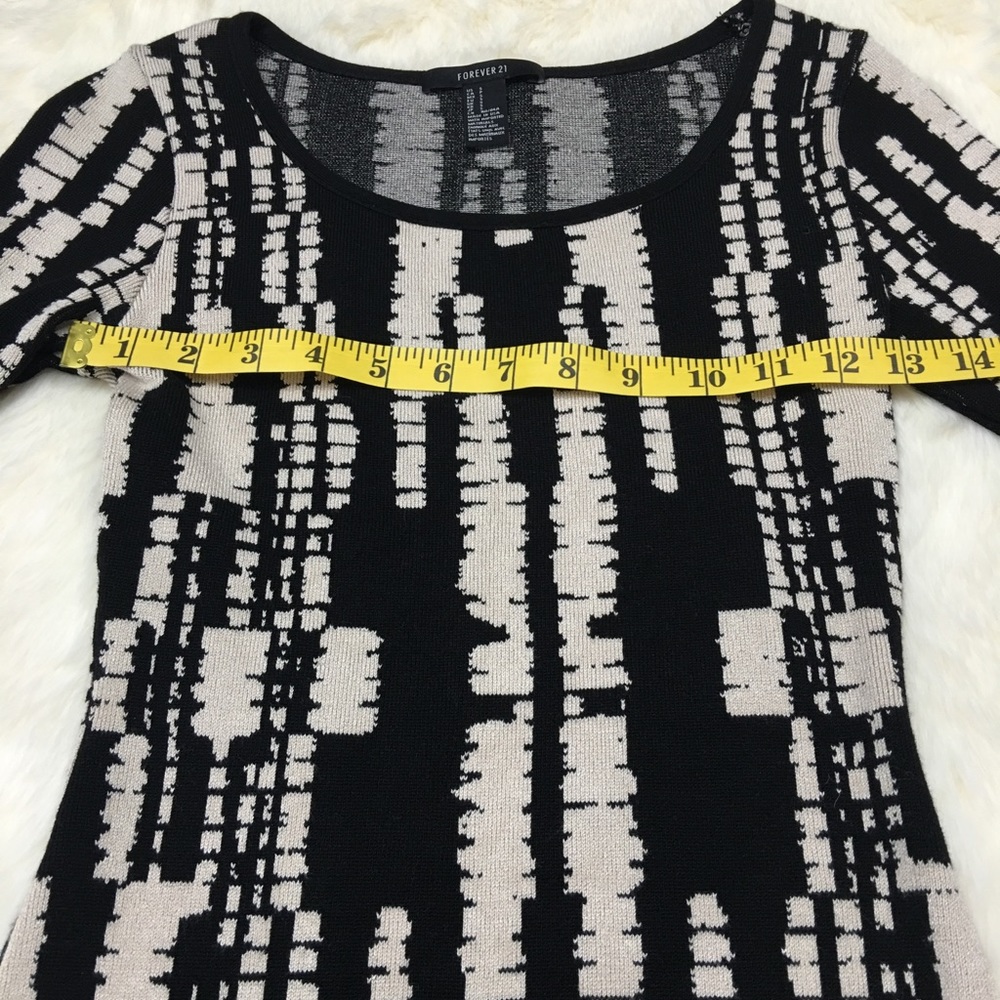 Forever 21 Bodycon Dress Like New Size Small - Picture 5 of 7